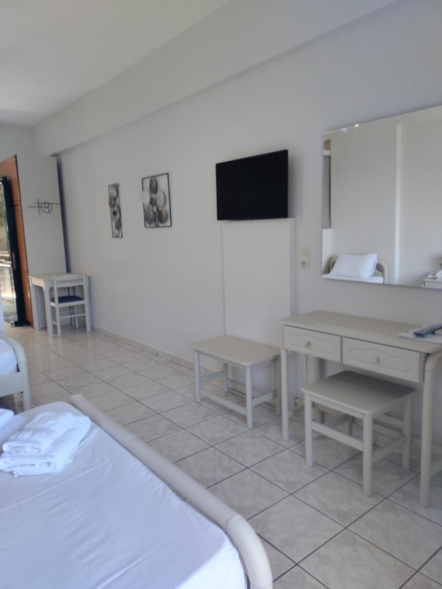 Captain Nick Aparthotel Mikros Gialos Dış mekan fotoğraf