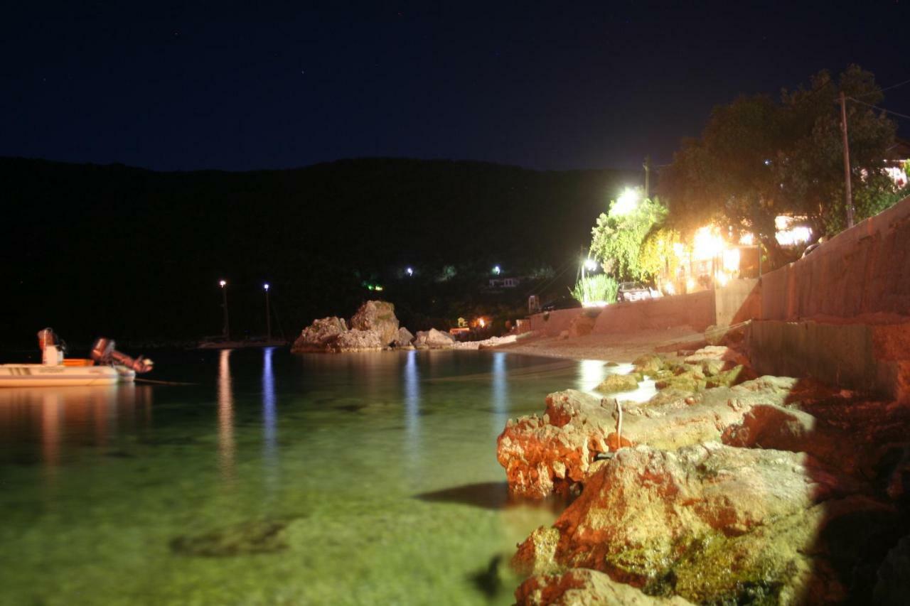 Captain Nick Aparthotel Mikros Gialos Dış mekan fotoğraf
