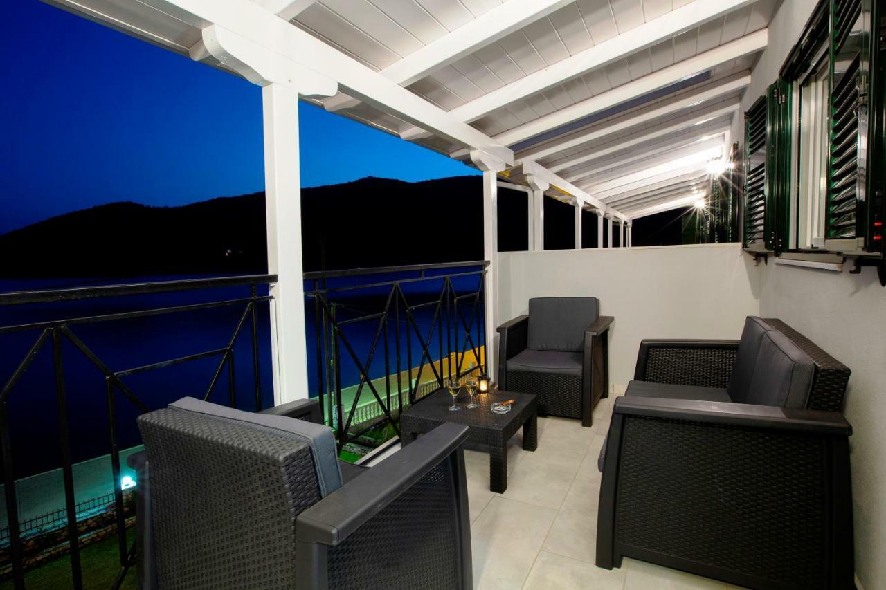 Captain Nick Aparthotel Mikros Gialos Dış mekan fotoğraf
